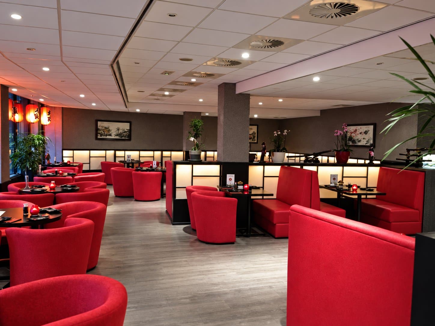 De zaal van Haoyun aan de Molenstraat 36